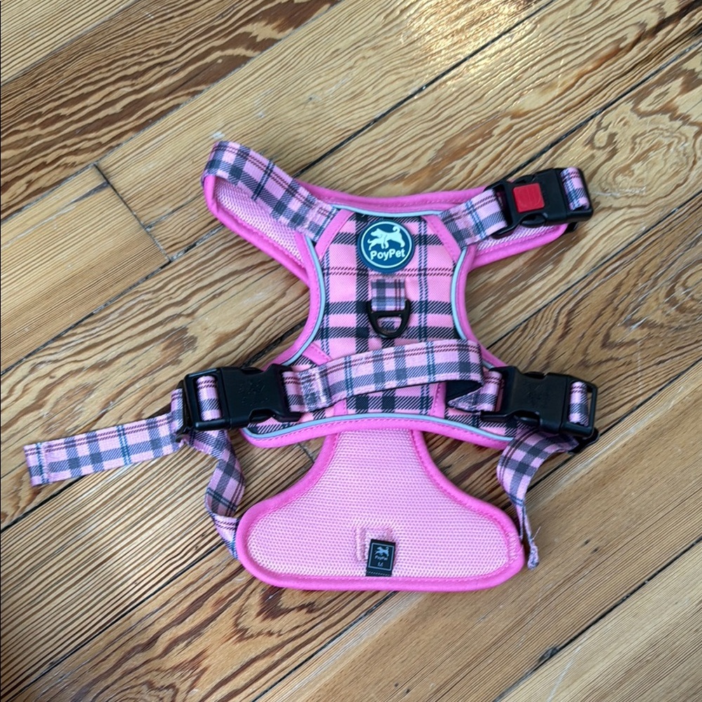 NWOT Pink and Black Gingham Harness for Medium Pets